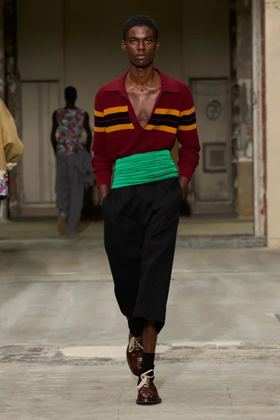 Look 22